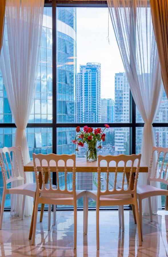 Entire Flat With City Skyline View - Two Bedrooms Batumi Zewnętrze zdjęcie