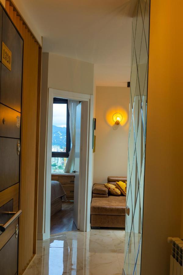 Entire Flat With City Skyline View - Two Bedrooms Batumi Zewnętrze zdjęcie