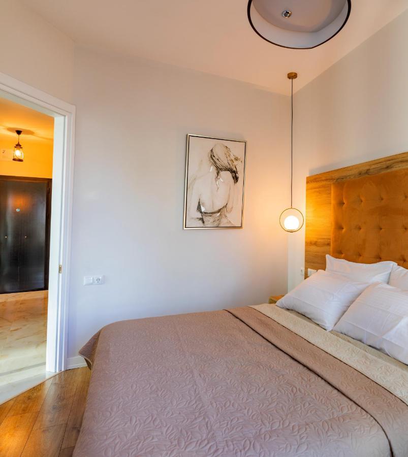 Entire Flat With City Skyline View - Two Bedrooms Batumi Zewnętrze zdjęcie