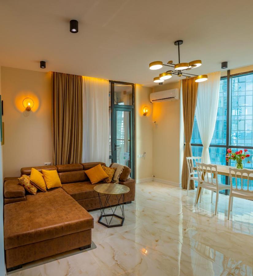 Entire Flat With City Skyline View - Two Bedrooms Batumi Zewnętrze zdjęcie